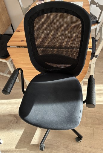 Zdjęcie oferty: Krzesło biurowe ikea z podłokietnikami