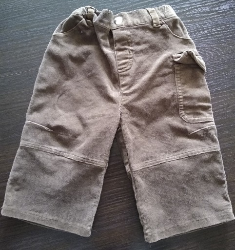 Zdjęcie oferty: Spodnie struksowe, gumka, brąz, wzrost 74 cm