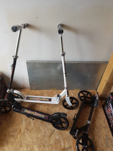 Zdjęcie oferty:  Hulajnoga duża SCOOTER Duże Koła Czarna biała 