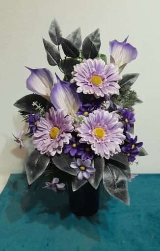 Zdjęcie oferty: Kompozycja z kwiatów sztucznych - komplet 