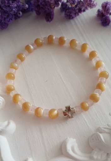 Zdjęcie oferty: Bransoletka z trochusa i opalu