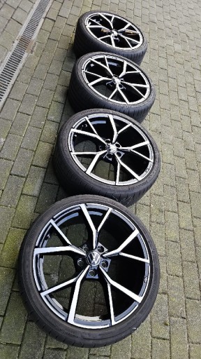 Zdjęcie oferty: koła golf 8 R gti gte 235/35/19  bridgestone