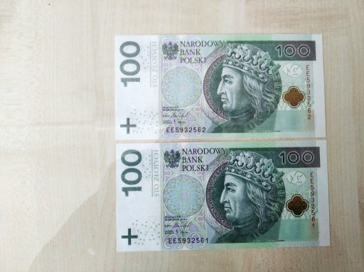 Zdjęcie oferty: Banknoty 100 zł kolejne numery serii EE