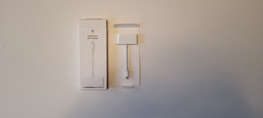 Zdjęcie oferty: Apple Adapter Lightning na VGA