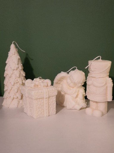 Zdjęcie oferty: Świeczka świąteczna zapachowa duża dekoracyjna zestaw 4/3