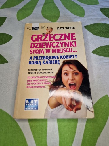 Zdjęcie oferty: Książka "Grzeczne dziewczynki stoją w miejscu"