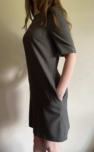 Zdjęcie oferty: SIMPLE sukienka z kieszeniami na podszewce XS