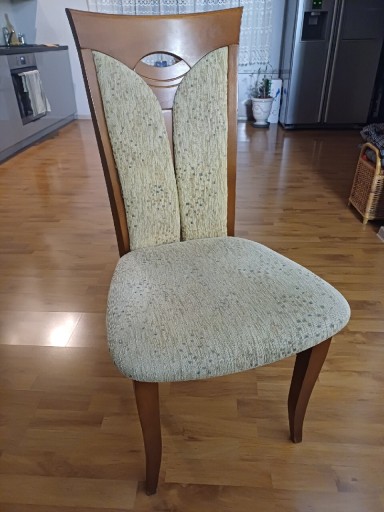 Zdjęcie oferty: Krzesła drewniane 6 szt