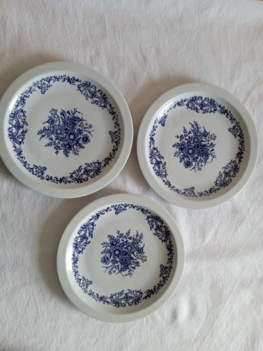 Zdjęcie oferty: Talerze obiadowe płaskie porcelana Wawel 3 szt