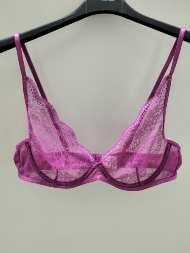 Zdjęcie oferty: Biustonosz z fiszbinami.r.85B.HUNKEMOLLER.NOWY