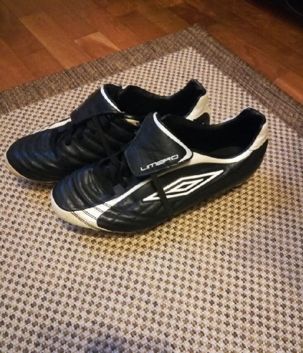 Zdjęcie oferty: Umbro XAI VII LGE-A SG r. 44 