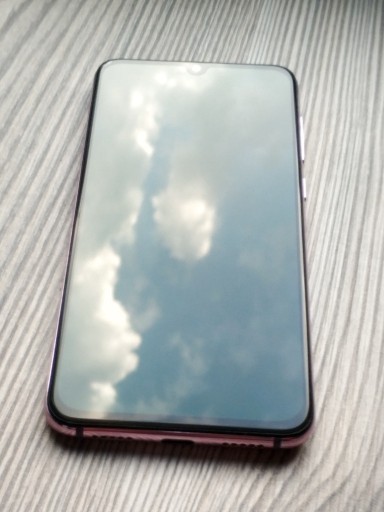 Zdjęcie oferty: Xiaomi Mi 9 SE 6/128 fioletowy 3x etui 3x szkło/fo