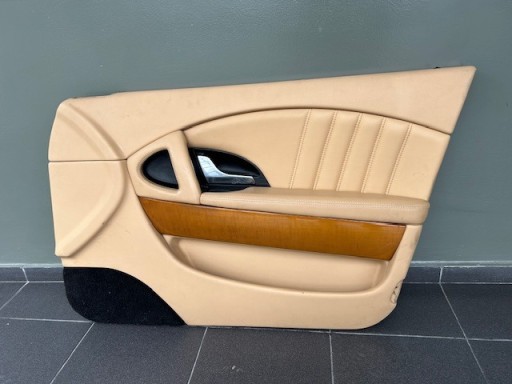 Zdjęcie oferty: Boczek drzwi  prawy Maserati OE 66936600