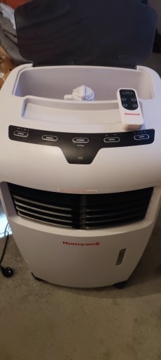 Zdjęcie oferty: KLIMATOR PRZENOŚNY WODNY 3w1 25l HONEYWELL 25AE 