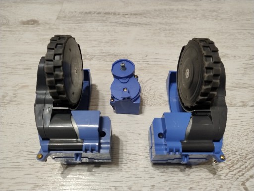 Zdjęcie oferty: Zestaw Kół Lewe ,L' + Prawe ,P' + Moduł szczotki bocznej Irobot Roomba 770