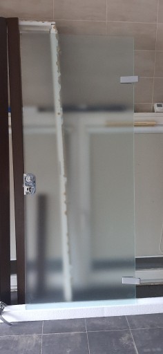 Zdjęcie oferty:  Drzwi szklane łazienkowe , parapety 