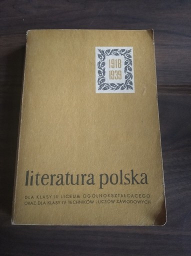 Zdjęcie oferty: Literatura polska 1918-1939