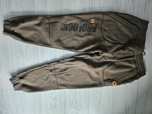 Zdjęcie oferty: Spodnie Prologic Carpio Joggers Army Green r. M