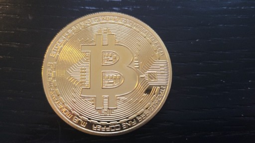 Zdjęcie oferty: Moneta bitcoin 40mm w kapslu