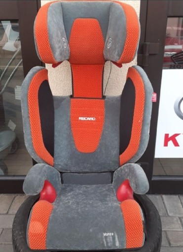 Zdjęcie oferty: Fotelik RECARO MONZA 28-36 kg tanio okazja