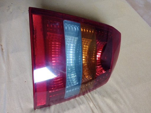 Zdjęcie oferty: Lampa prawa tył opel astra g hatchback 