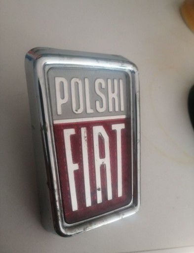 Zdjęcie oferty: Znaczek Emblemat Polski Fiat 125