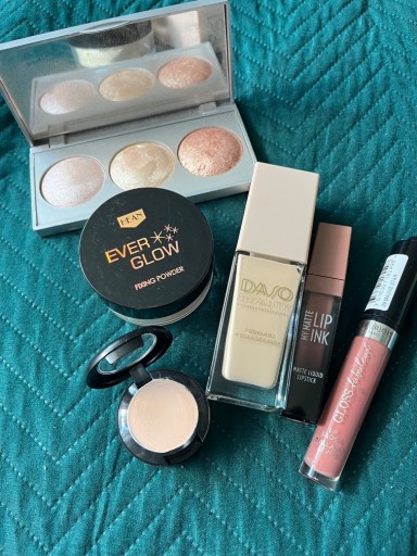 Zdjęcie oferty: Zestaw kosmetyków: Hean, GR, Daso, MAC, Bourjois