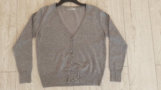 Zdjęcie oferty: śliczna sweterek kolor szary rozmiar XL