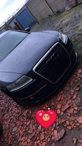 Zdjęcie oferty: Zderzak przód Audi a6c6 LZ5D