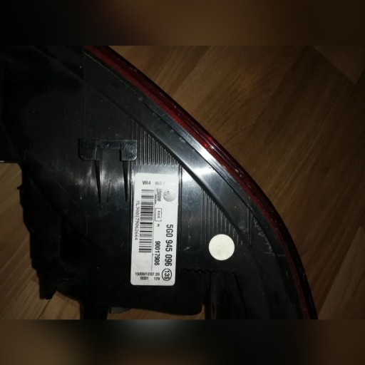 Zdjęcie oferty: Lampa prawa tył VW Golf VII kombi  5GO 945 096