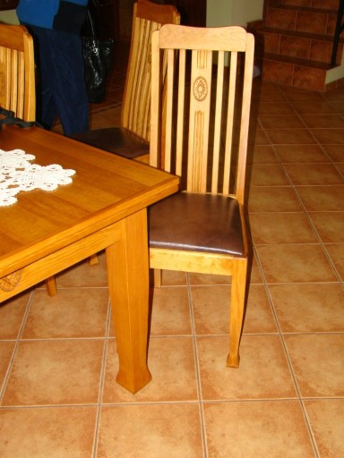 Zdjęcie oferty: Krzesła "Śląskie"