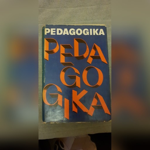 Zdjęcie oferty: Pedagogika podręcznik akademicki