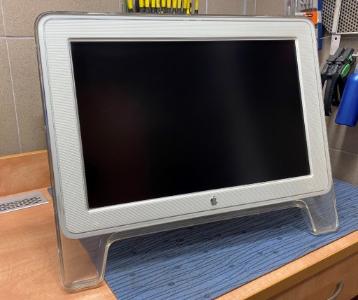 Zdjęcie oferty: Monitor Apple Studio Display 20''