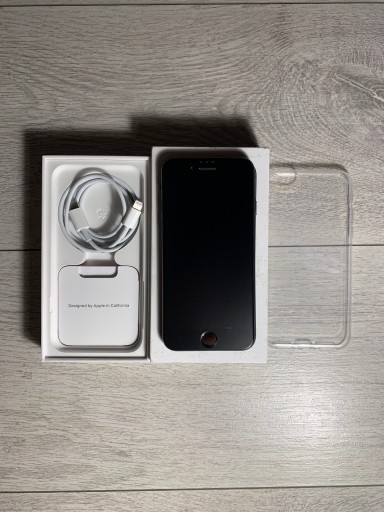 Zdjęcie oferty: iPhone SE 2020 64gb