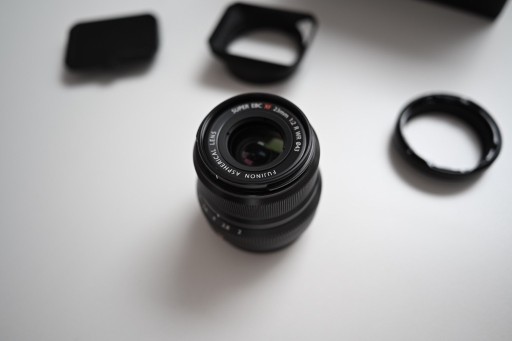 Zdjęcie oferty: Obiektyw Fuji XF 23mm f2 R WR + Squarehood