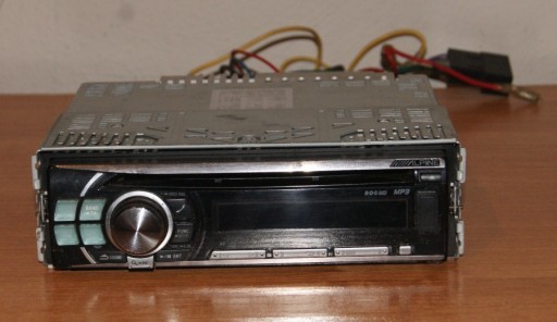 Zdjęcie oferty: Radio Alpine CDE-111R CD + USB Bluetooth sprawne