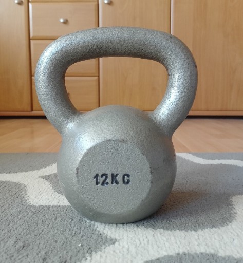 Zdjęcie oferty: Żeliwny Kettlebell 12 kg odważnik ciężar 