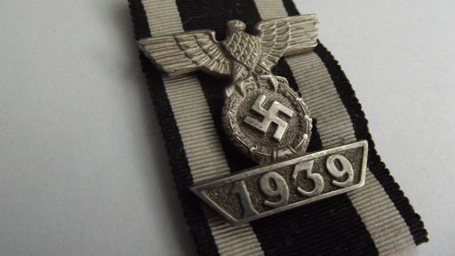Zdjęcie oferty: Szpanga krzyża żelaznego WHS kl. 2 1939 ze wstążką