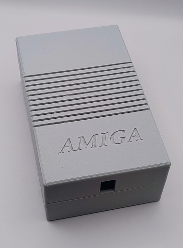 Zdjęcie oferty: Obudowa z zasilaczem do Amigi, z wyłącznikiem, wydruk 3D, wersja 2