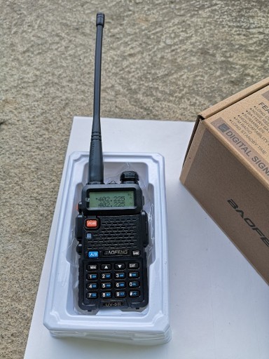 Zdjęcie oferty: Radiotelefon Baofeng UV5R  krótkofalówka ASG