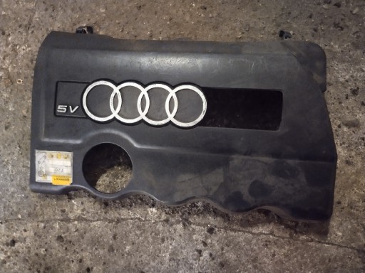 Zdjęcie oferty: Pokrywa osłona silnika Audi 