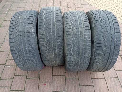 Zdjęcie oferty: Opony zimowe NOKIAN WR-A4 215/55/17  98V