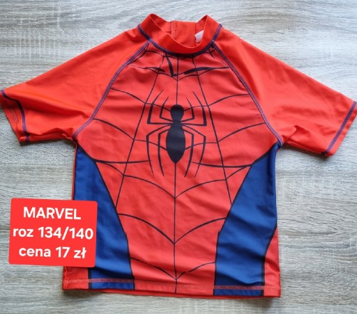 Zdjęcie oferty: Koszulka kąpielowa Spiderman Marvel kostium 134