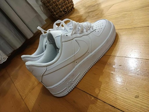 Zdjęcie oferty: Nike Air Force 1 '07