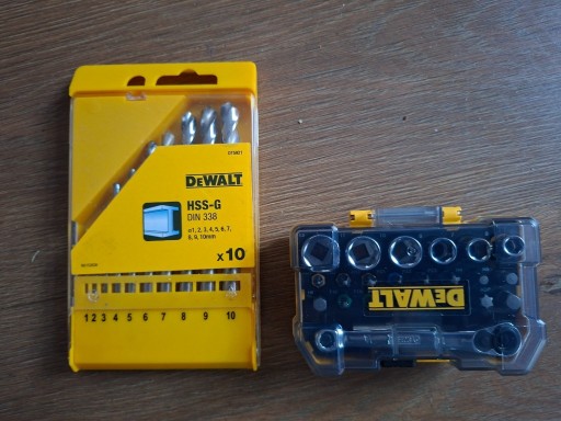 Zdjęcie oferty: Dewalt zestaw bitów i wierteł 