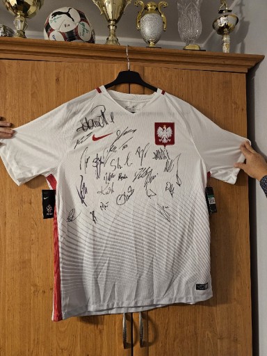 Zdjęcie oferty: Koszulka Reprezentacji Polski z autografami kadry