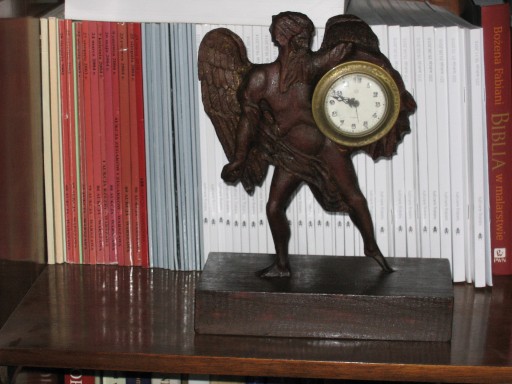 Zdjęcie oferty: Drewniany zegar z Chronosem