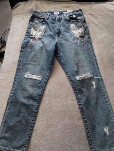 Zdjęcie oferty: Spodnie damskie Jeans haftowane!
