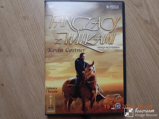 Zdjęcie oferty: Film:  Tańczący z wilkami - wersja reżyserska.