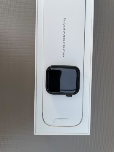 Zdjęcie oferty: Apple Watch Series 5 40mm Space Gray Aluminium